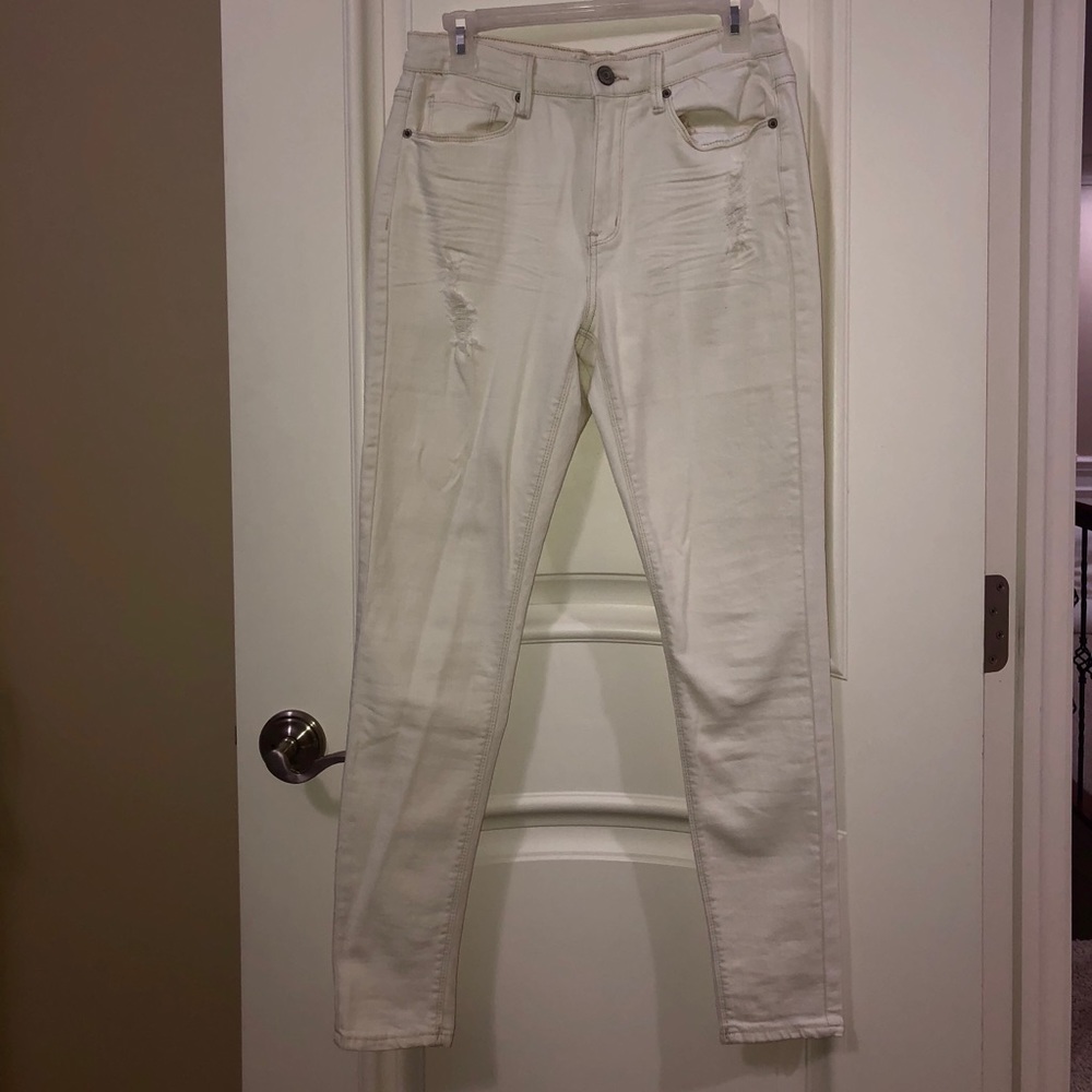 Mudd White Skinny Jeans